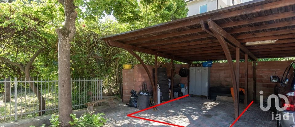 Loft 4 rooms of 270 m² in Monte San Giusto (62015)