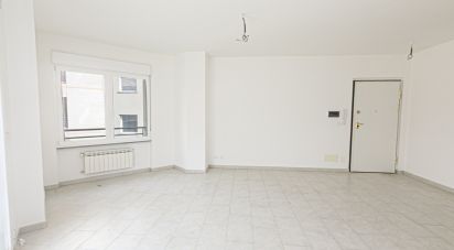 Trilocale di 74 m² a Genova (16127)