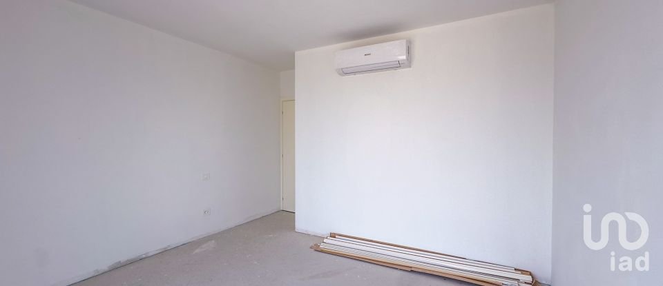 Loft 6 locali di 130 m² a Castelnuovo del Garda (37014)