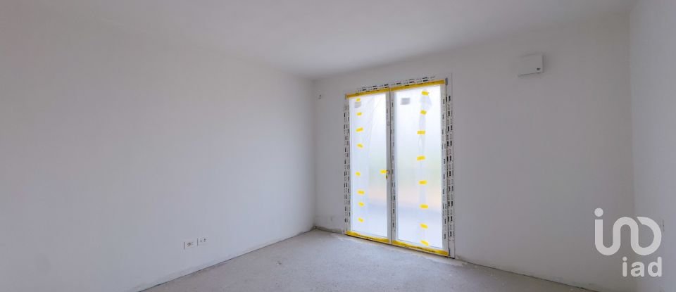 Loft 6 locali di 130 m² a Castelnuovo del Garda (37014)