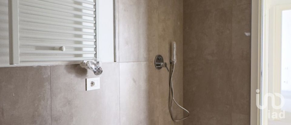 Loft 6 locali di 130 m² a Castelnuovo del Garda (37014)