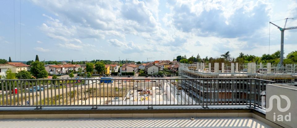 Loft 6 locali di 130 m² a Castelnuovo del Garda (37014)