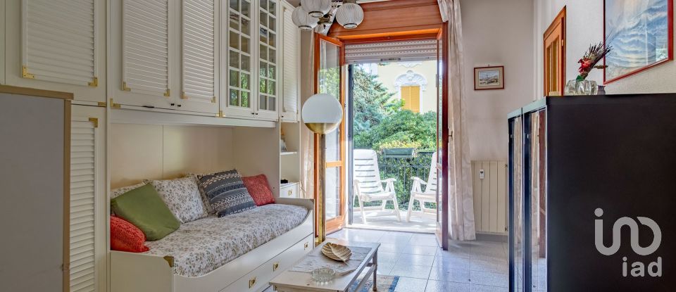 Trilocale di 70 m² a Loano (17025)