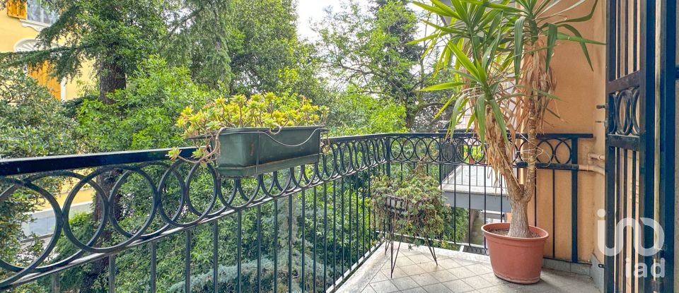 Trilocale di 70 m² a Loano (17025)