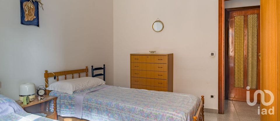 Trilocale di 70 m² a Loano (17025)