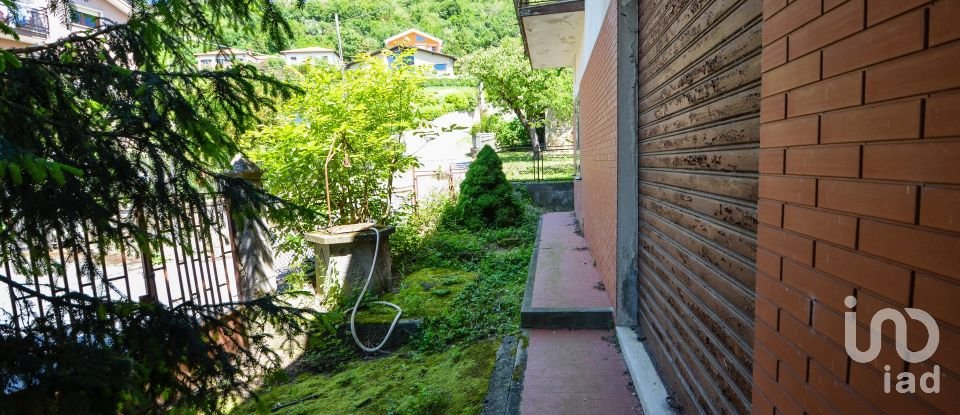 Townhouse 12 rooms of 285 m² in Saliceto (12079)