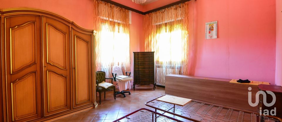 Townhouse 12 rooms of 285 m² in Saliceto (12079)