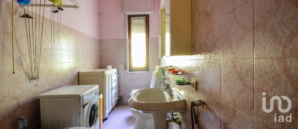 Townhouse 12 rooms of 285 m² in Saliceto (12079)