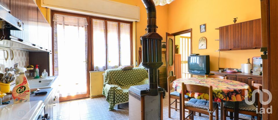 Townhouse 12 rooms of 285 m² in Saliceto (12079)