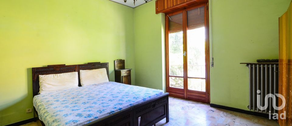 Townhouse 12 rooms of 285 m² in Saliceto (12079)