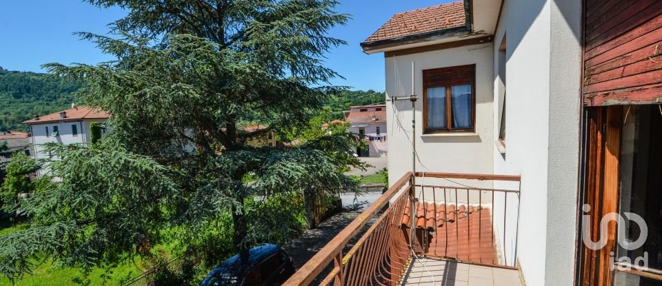 Townhouse 12 rooms of 285 m² in Saliceto (12079)