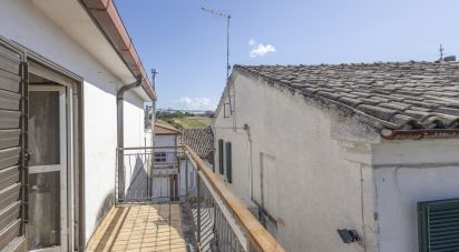 Rifugio 7 locali di 160 m² in Filottrano (60024)