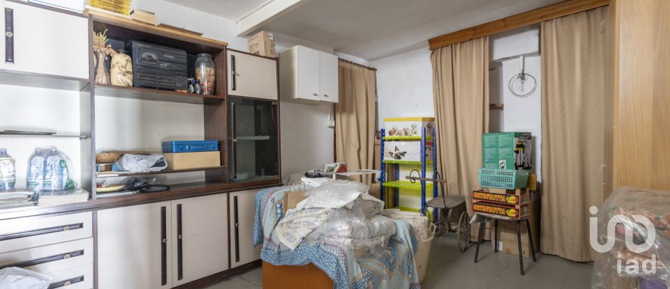 Rifugio 7 locali di 160 m² in Filottrano (60024)