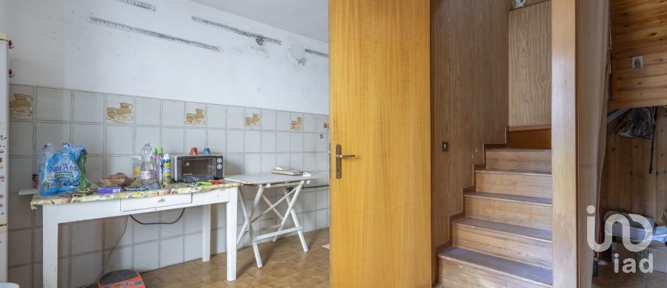 Rifugio 7 locali di 160 m² in Filottrano (60024)