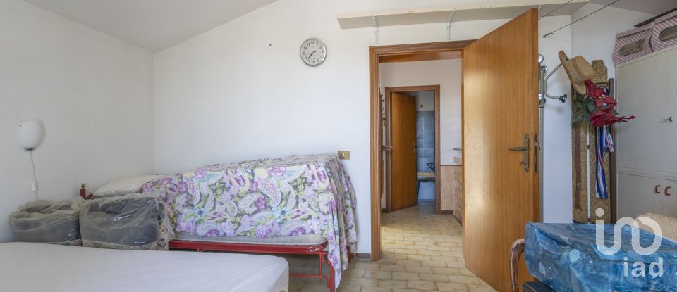 Rifugio 7 locali di 160 m² in Filottrano (60024)