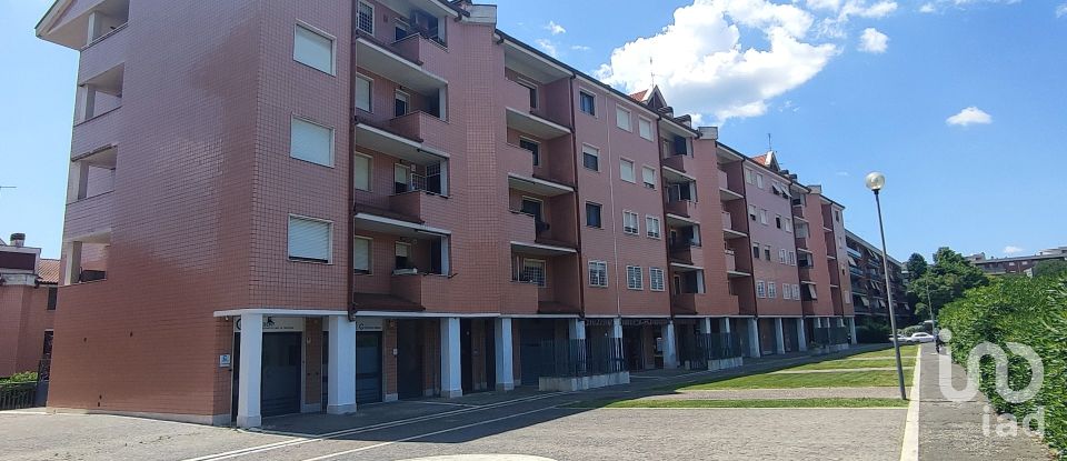 Shop / premises commercial of 109 m² in Roma (00148)