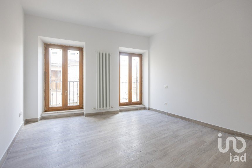 Appartamento 5 locali di 85 m² a Potenza Picena (62018)