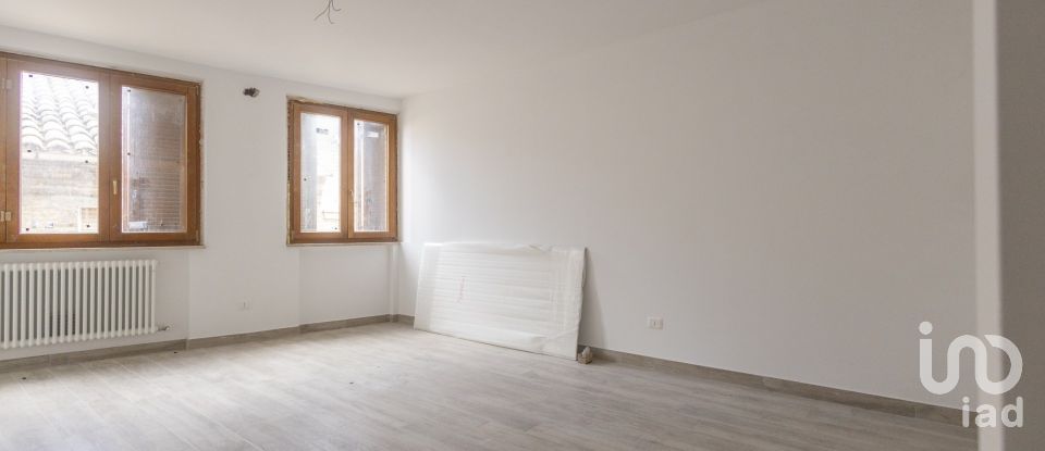 Appartamento 5 locali di 85 m² a Potenza Picena (62018)