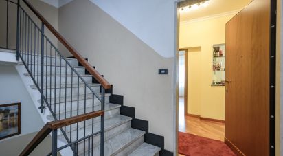 Palazzo / Stabile 9 locali di 129 m² a Genova (16165)