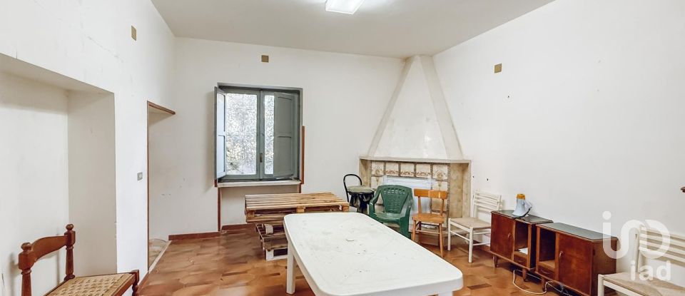 Horses property 6 rooms of 130 m² in Cisternino (72014)