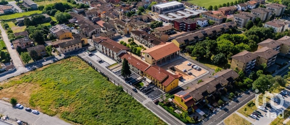 Appartamento 0 locali di 76 m² a Cremona (26100)