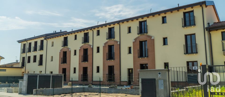 Appartamento 0 locali di 76 m² a Cremona (26100)
