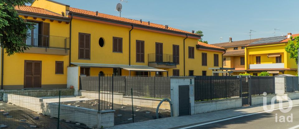 Negozio / locale commerciale di 350 m² in Cremona (26100)