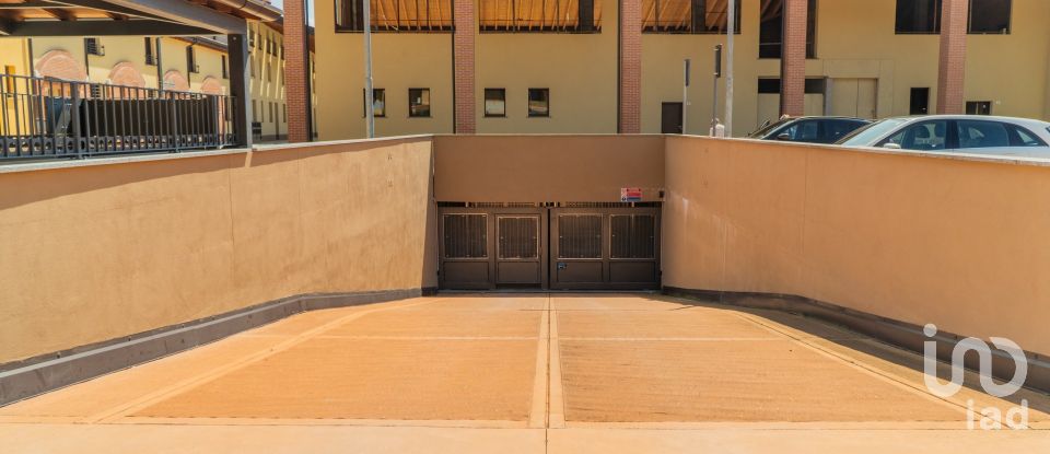 Negozio / locale commerciale di 350 m² in Cremona (26100)