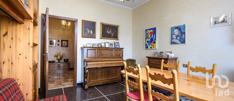 Bilocale di 125 m² a Genova (16155)