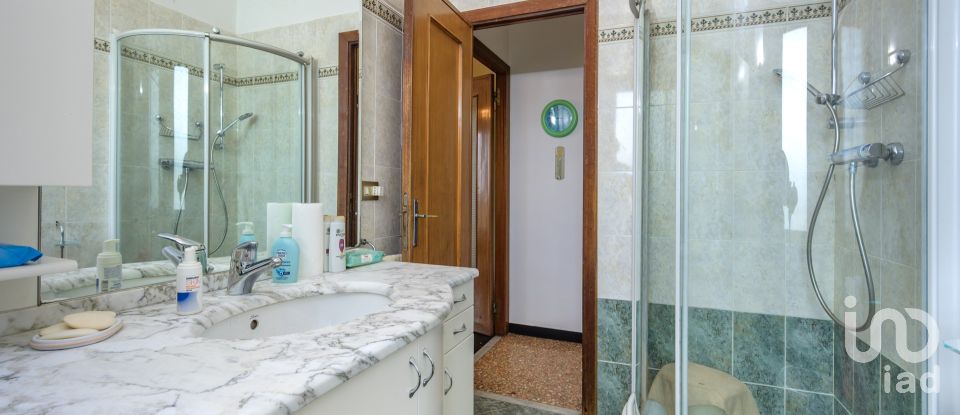 Bilocale di 125 m² a Genova (16155)