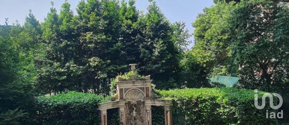 Villa Bifamiliare 13 locali di 270 m² a Genova (16148)