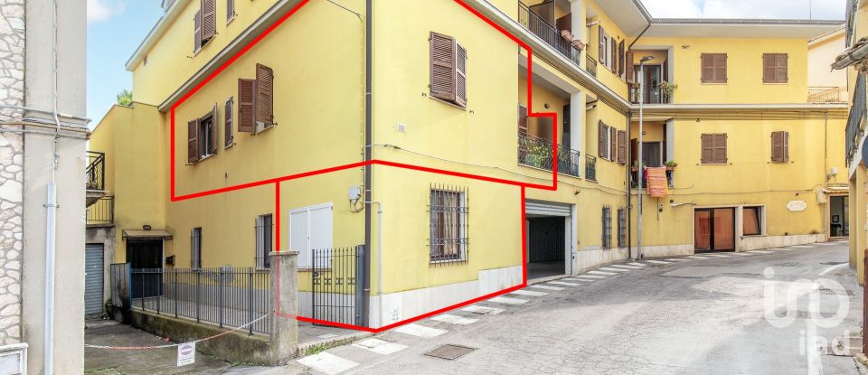 Trilocale di 78 m² a Monte Urano (63813)