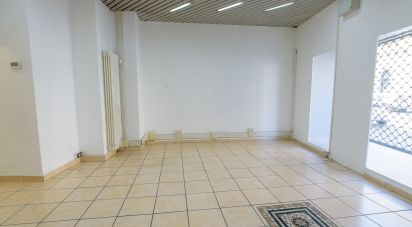 Negozio / locale commerciale di 43 m² in Mariano Comense (22066)