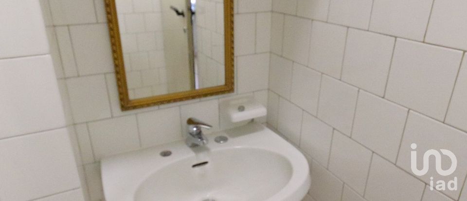 Negozio / locale commerciale di 43 m² in Mariano Comense (22066)