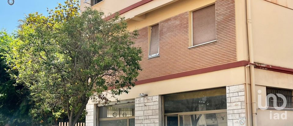 Negozio / locale commerciale di 68 m² in Falconara Marittima (60015)