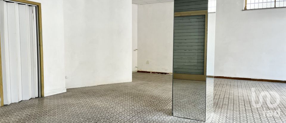 Negozio / locale commerciale di 68 m² in Falconara Marittima (60015)