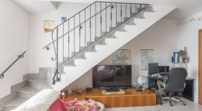 Casa indipendente / Villa 5 locali di 120 m² in Osimo (60027)