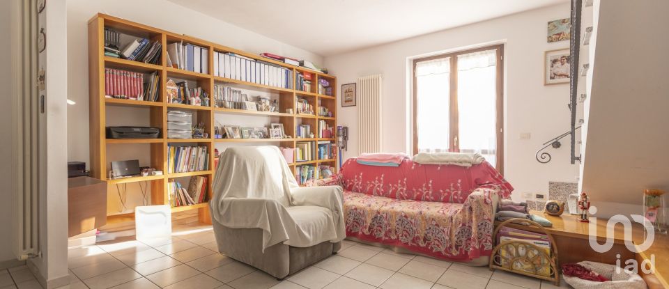 House 5 rooms of 120 m² in Osimo (60027)