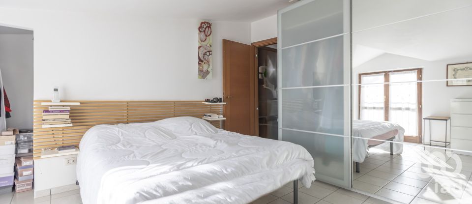 House 5 rooms of 120 m² in Osimo (60027)