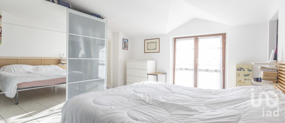 House 5 rooms of 120 m² in Osimo (60027)