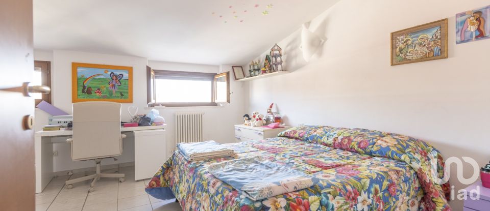 House 5 rooms of 120 m² in Osimo (60027)