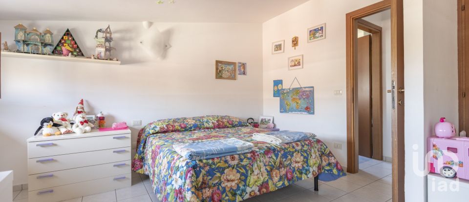 House 5 rooms of 120 m² in Osimo (60027)