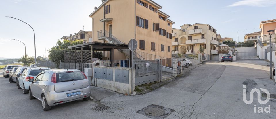 House 5 rooms of 120 m² in Osimo (60027)