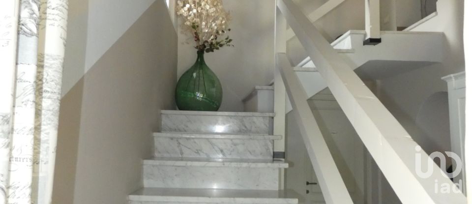 Casa indipendente 9 locali di 300 m² in Maissana (19010)