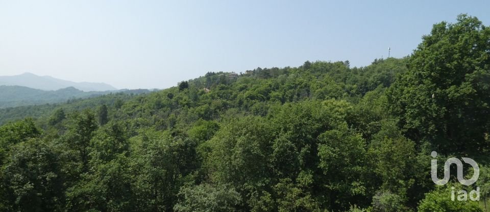 Casa indipendente 9 locali di 300 m² in Maissana (19010)