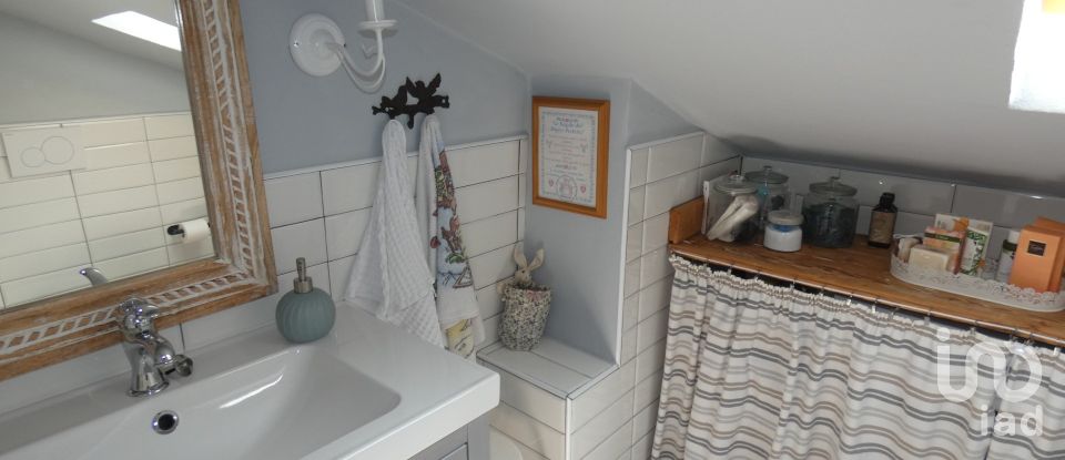 Casa indipendente 9 locali di 300 m² in Maissana (19010)