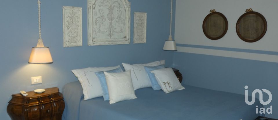 Casa indipendente 9 locali di 300 m² in Maissana (19010)