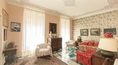 Appartamento 11 locali di 191 m² a Genova (16129)