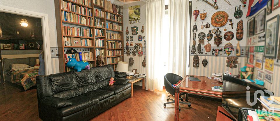 Appartamento 11 locali di 191 m² a Genova (16129)