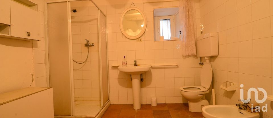 Village house 11 rooms of 200 m² in Osiglia (17010)